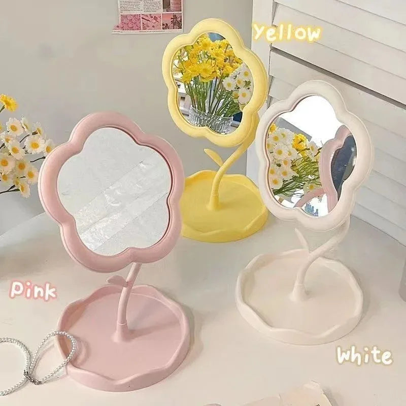 Bloom Mirror – Cute Petal-Shaped Dressing Mirror for Kids & Teens