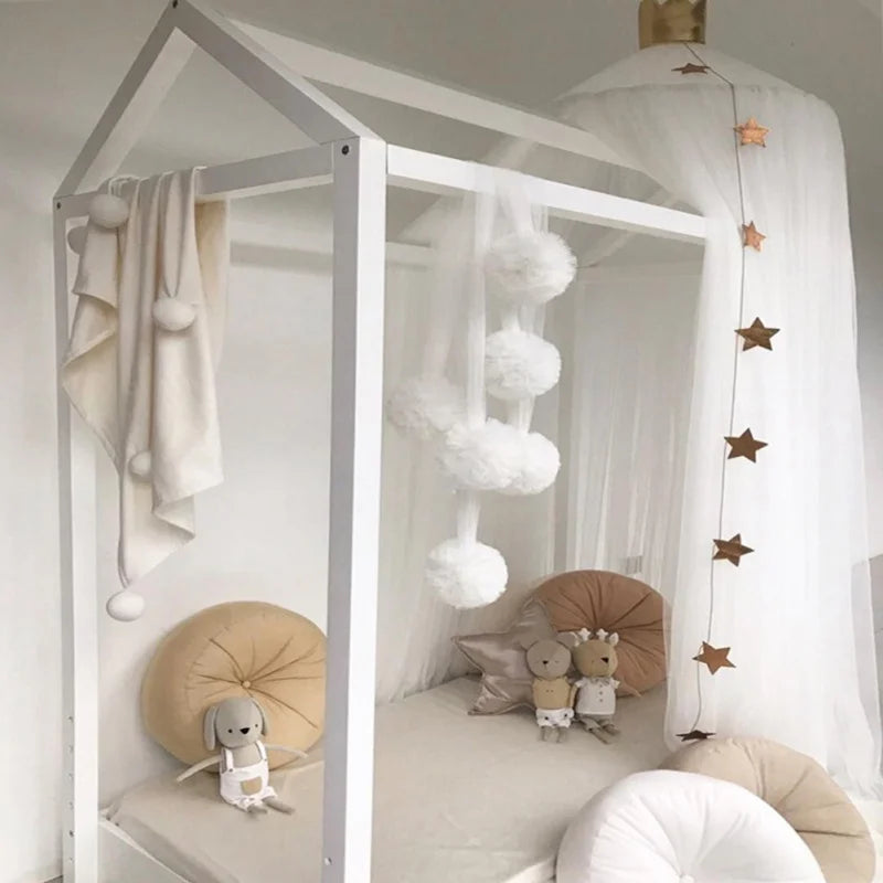Chiffon Pom-Pom – Whimsical Canopy & Room Decoration for Girls’ Bedroom
