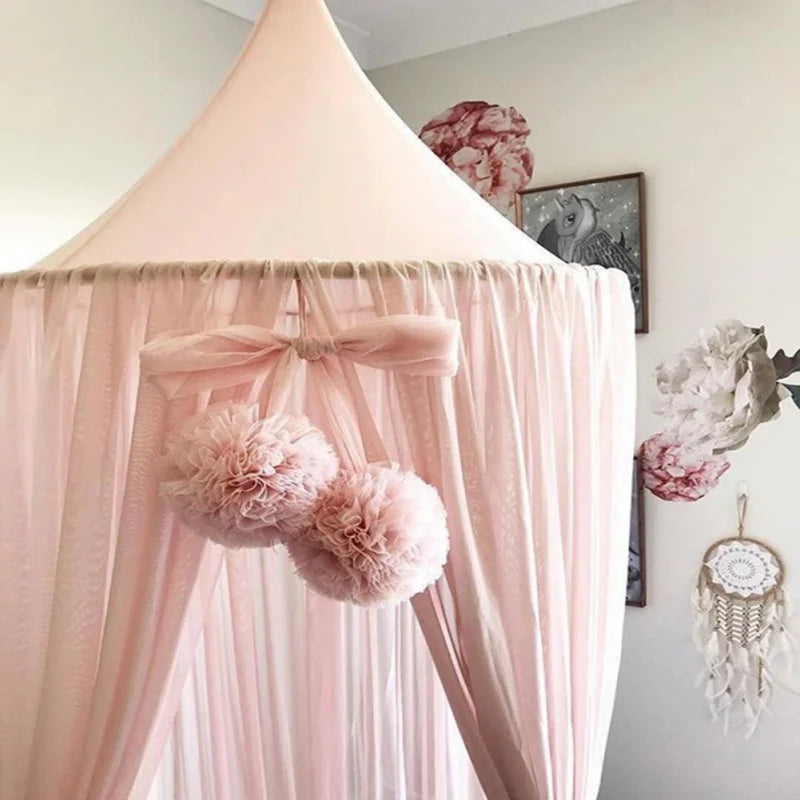Chiffon Pom-Pom – Whimsical Canopy & Room Decoration for Girls’ Bedroom